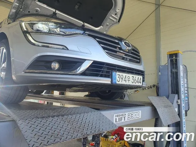 Renault SM6 2017