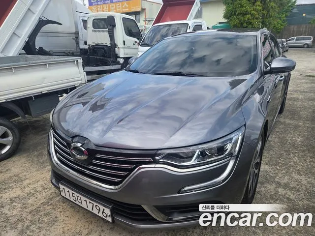 Renault SM6 2016