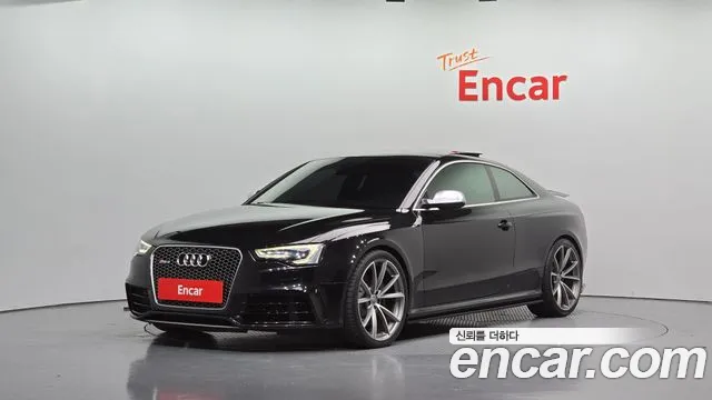 Audi RS5 2015
