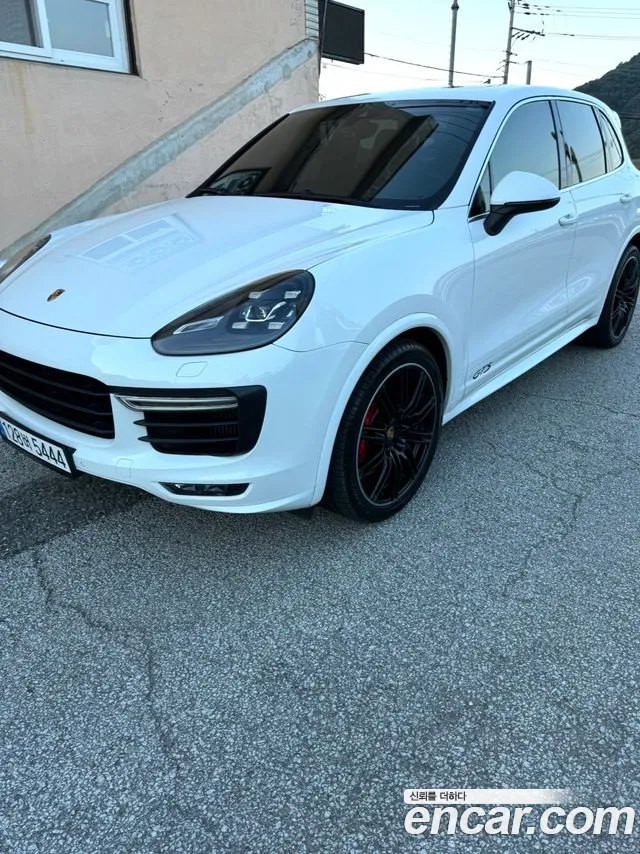 Porsche Cayenne 2016