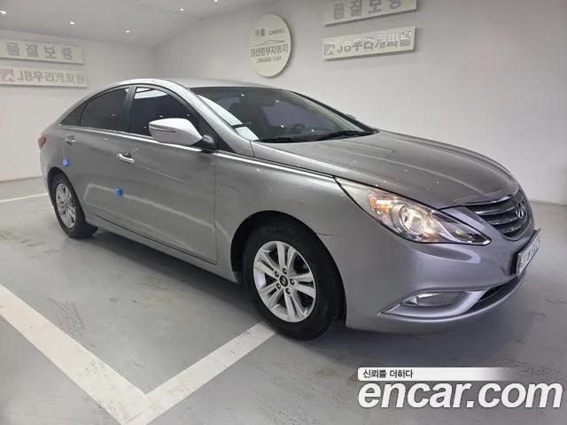 Hyundai Sonata 2012
