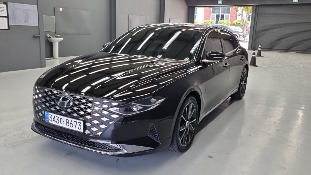 Hyundai Grandeur 2022
