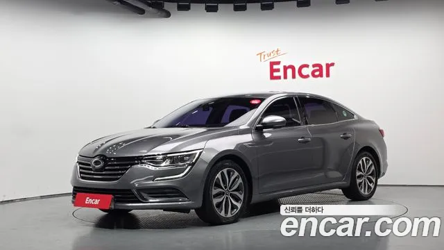 Renault SM6 2016