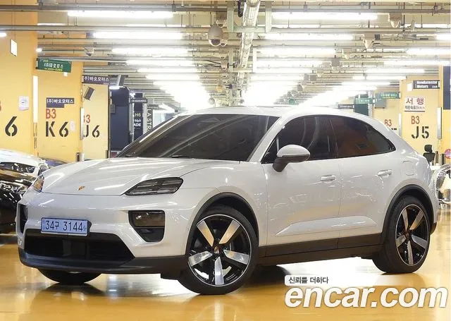 Porsche Macan 2026