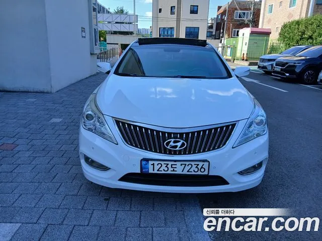 Hyundai Grandeur 2012