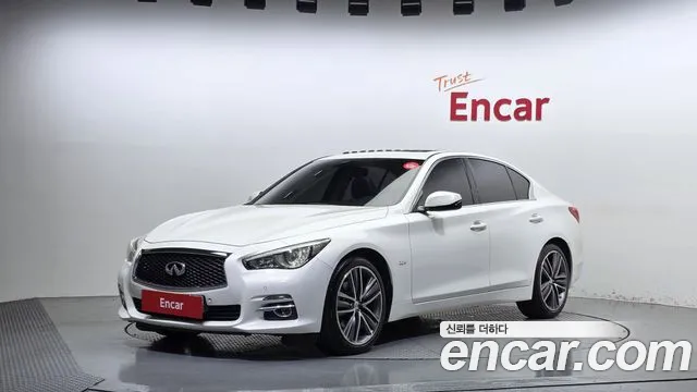 Infiniti Q50 2014