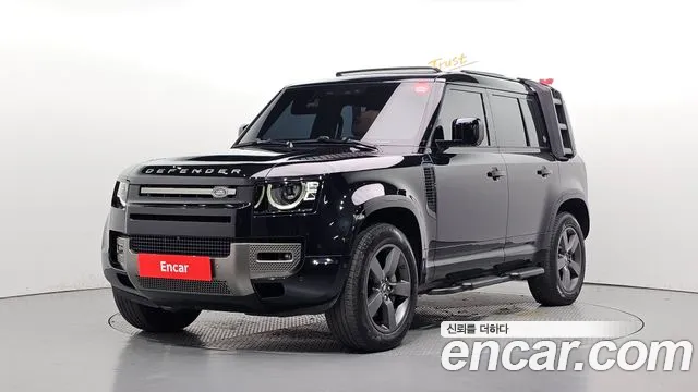Land Rover Defender 2025