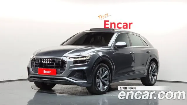 Audi Q8 2021