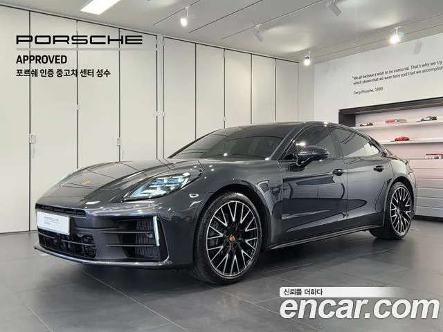 Porsche Panamera 2025