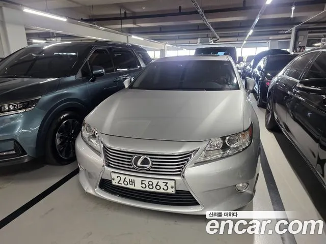 Lexus ES 2012
