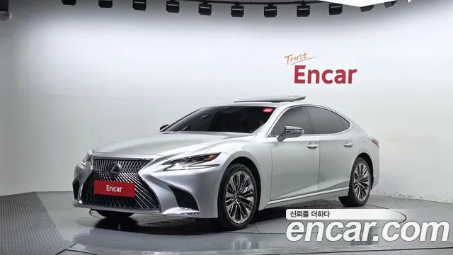 Lexus LS 2018