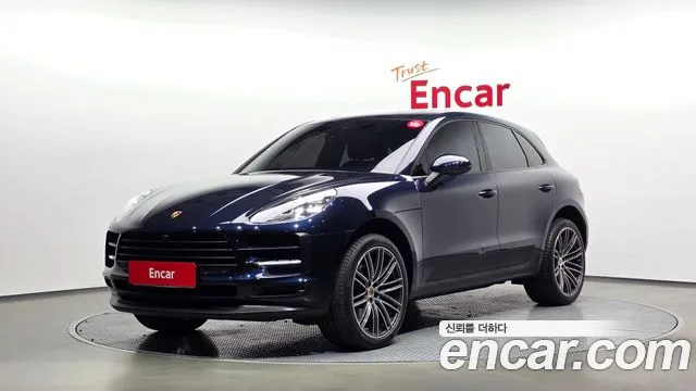 Porsche Macan 2021