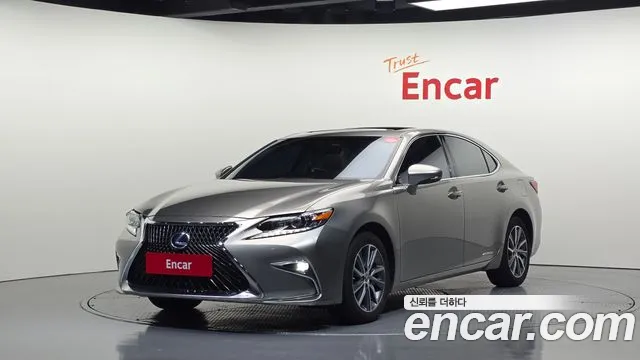 Lexus ES 2016