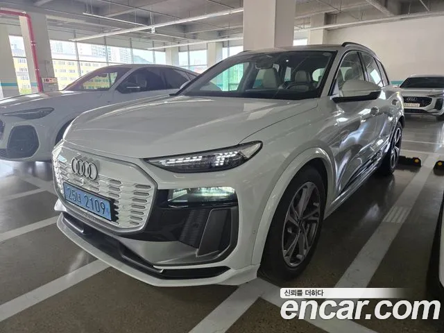 Audi Q6 e-tron 2026