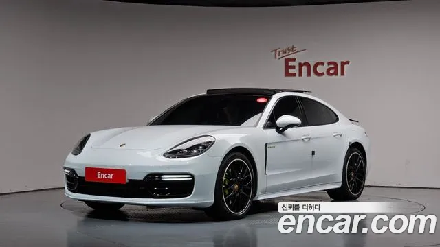 Porsche Panamera 2020