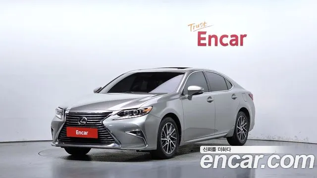 Lexus ES 2018