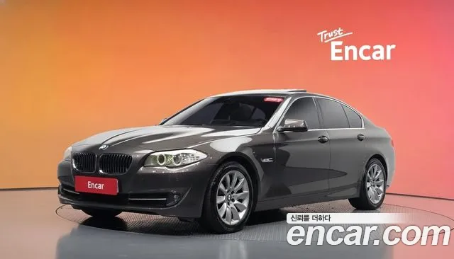 BMW 5-Series 2012