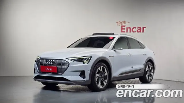 Audi e-tron 2022