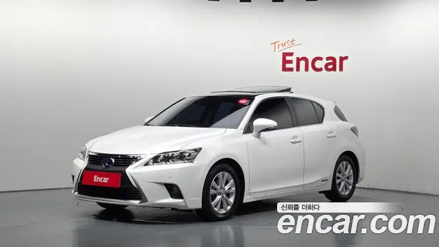 Lexus CT200h 2014