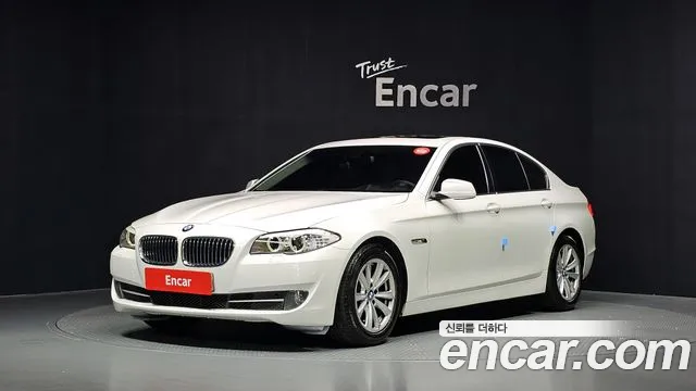 BMW 5-Series 2012