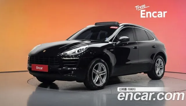 Porsche Macan 2016