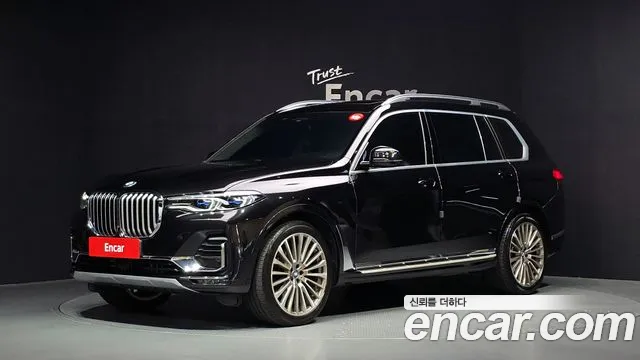 BMW X7 2021