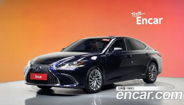 Lexus ES 2019
