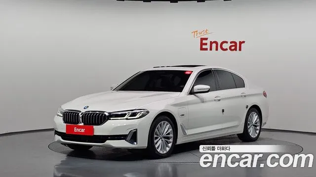 BMW 5-Series 2022