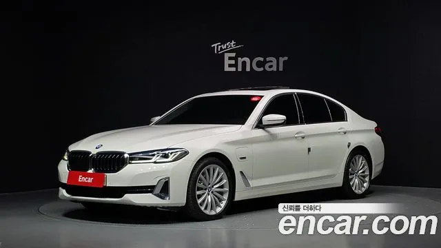 BMW 5-Series 2022
