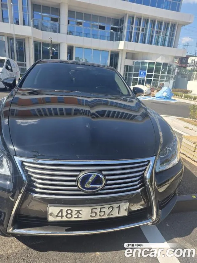 Lexus LS 2014