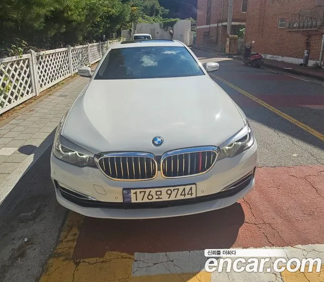 BMW 5-Series 2019
