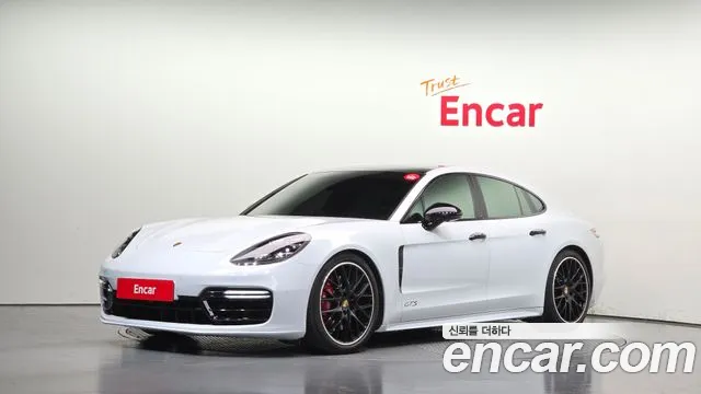 Porsche Panamera 2020