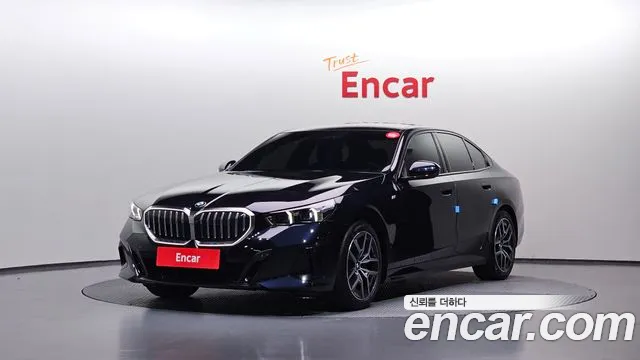 BMW 5-Series 2024