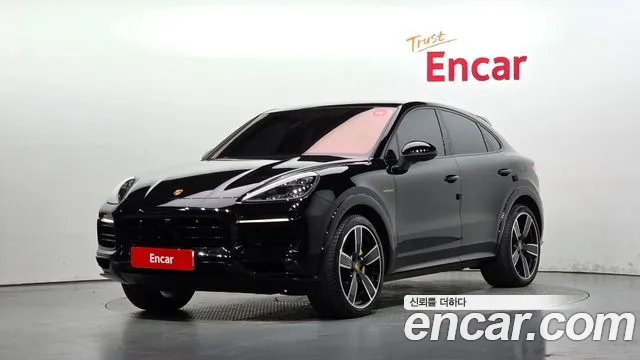 Porsche Cayenne 2022