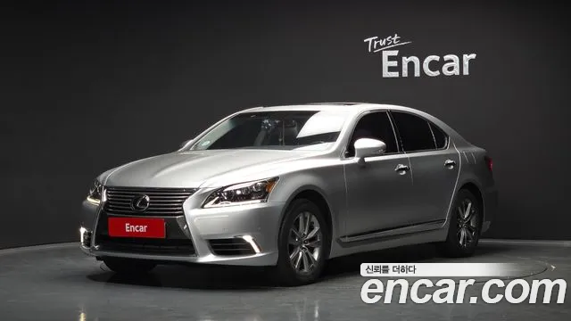 Lexus LS 2013