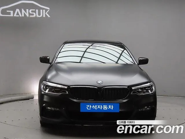 BMW 5-Series 2019