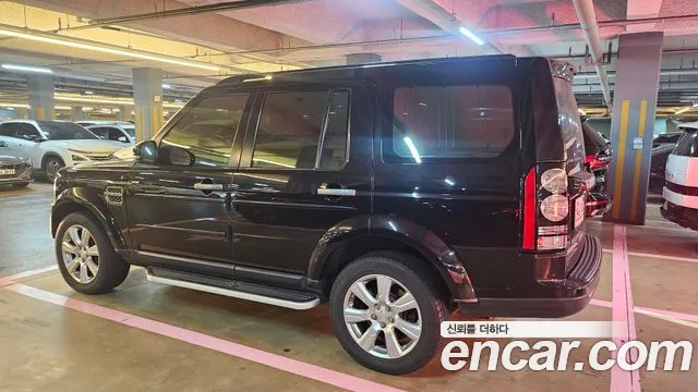 Land Rover Discovery 2015