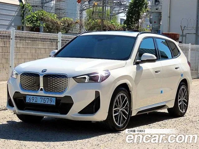 BMW iX1 2026