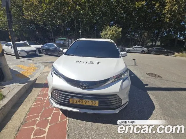 Toyota Sienna 2026