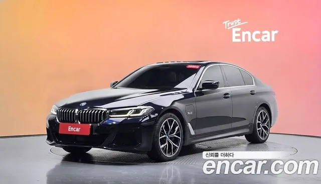 BMW 5-Series 2022
