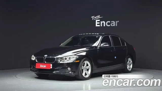 BMW 3-Series 2012