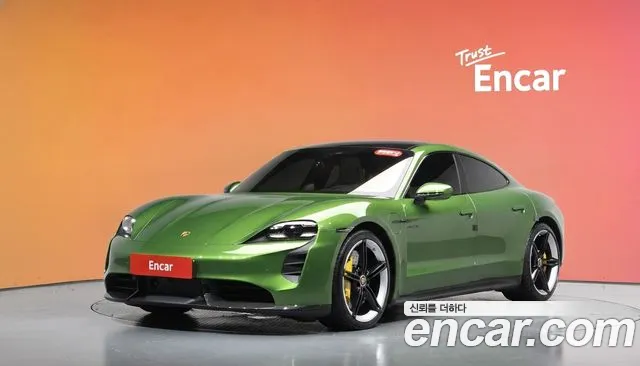 Porsche Taycan 2021