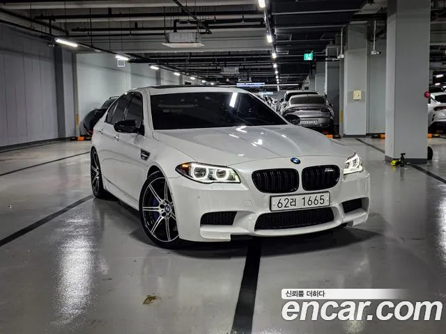 BMW M5 2016