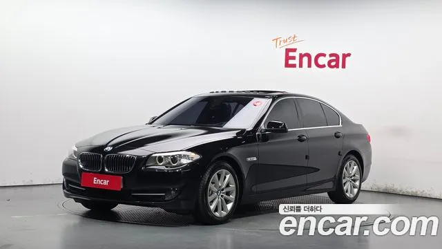 BMW 5-Series 2011