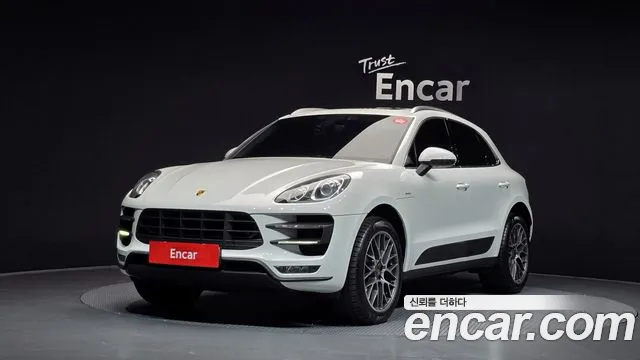 Porsche Macan 2015