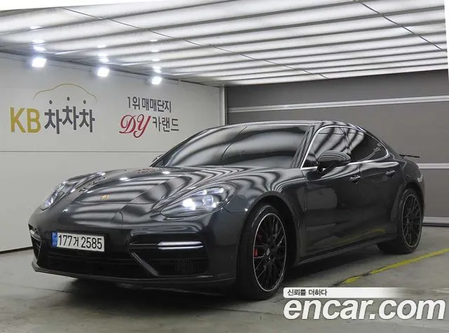 Porsche Panamera 2017