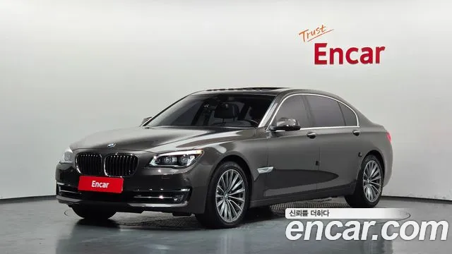 BMW 7-Series 2015