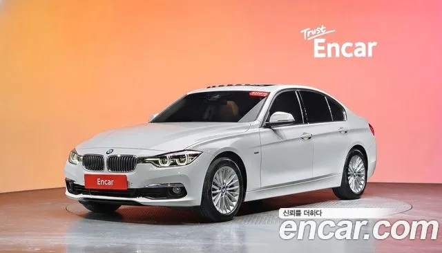 BMW 3-Series 2018