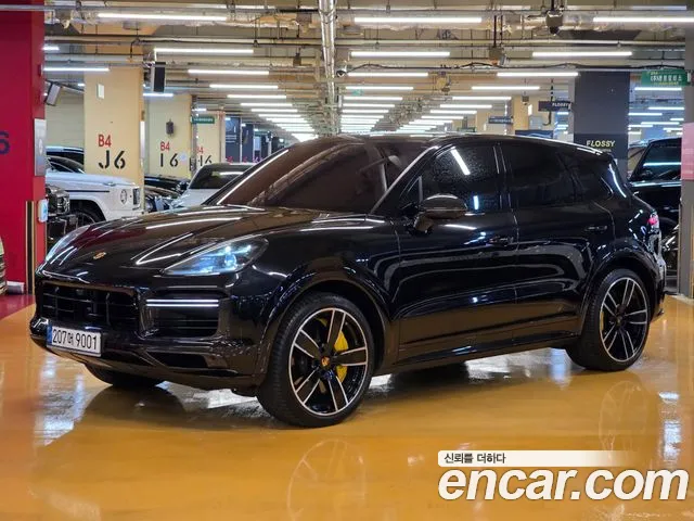 Porsche Cayenne 2022