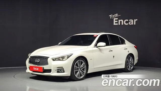 Infiniti Q50 2015